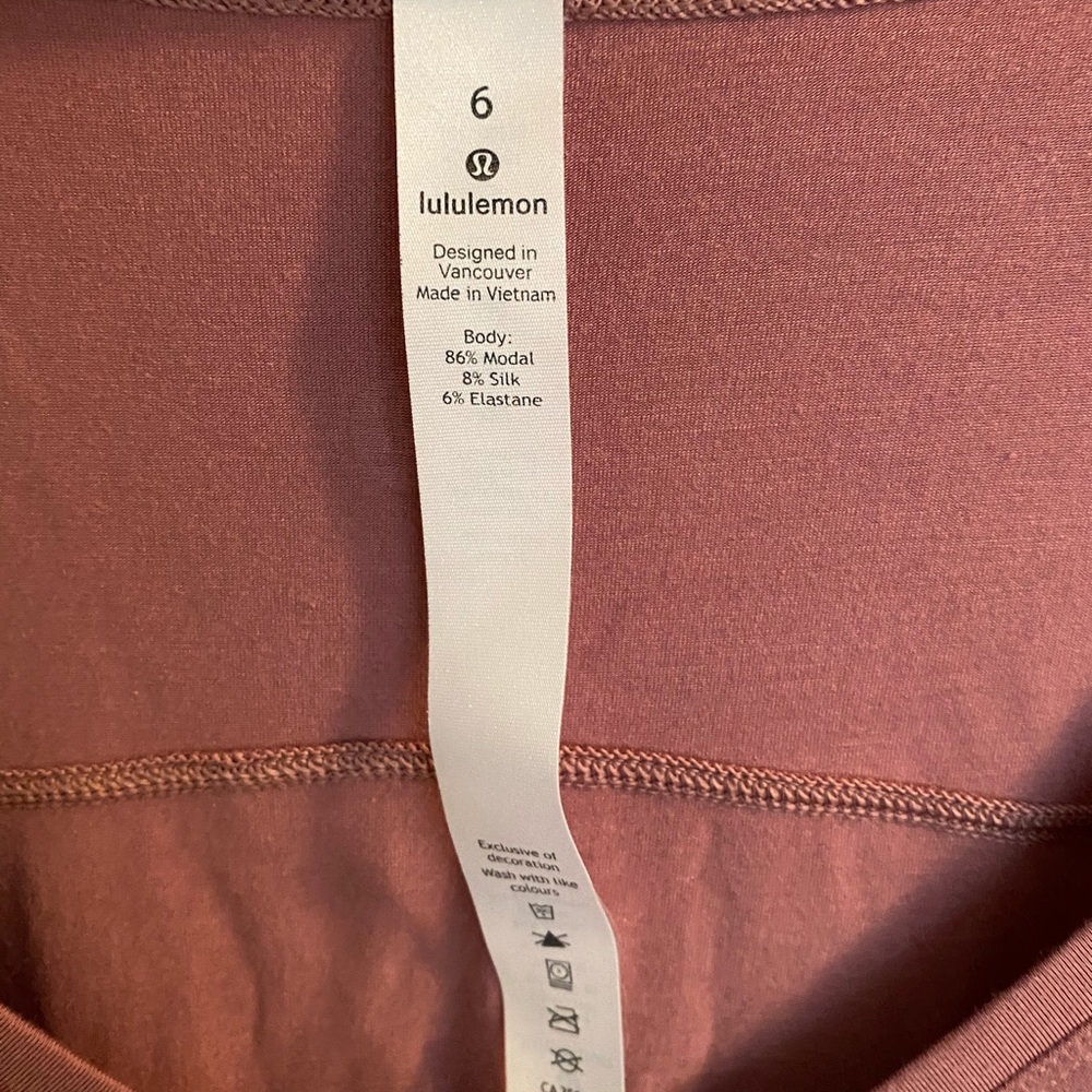 Lululemon top - Picture 5 of 7